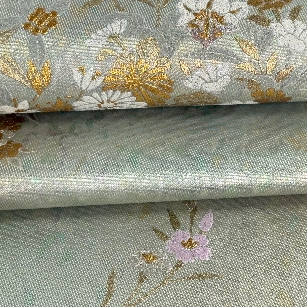 美品】 袋帯 逸品 和田光正 落款 草花 桜 金銀彩 箔 薄緑 お太鼓柄