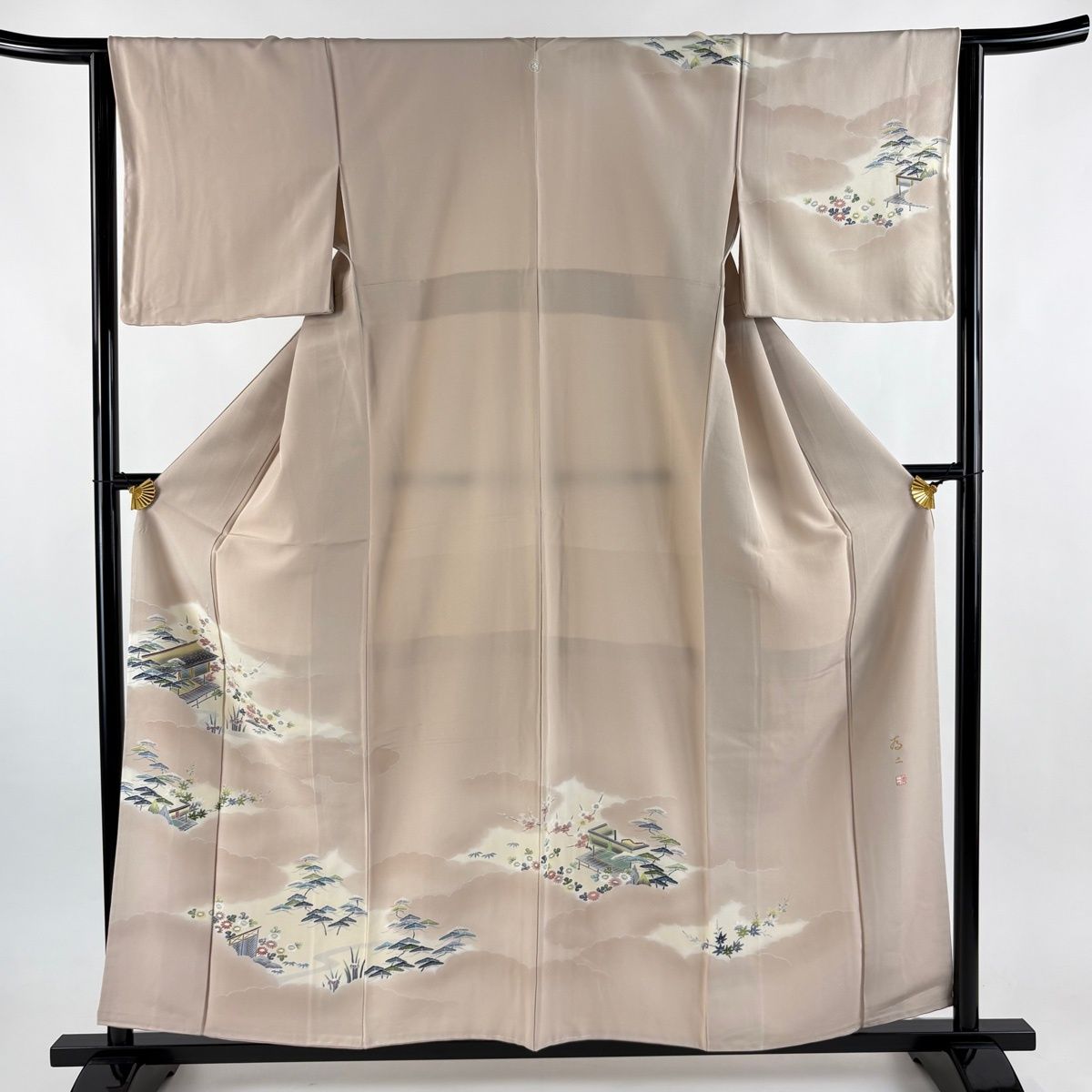 訪問着 身丈157 cm 裄丈64.5 M 袷 上野為二 落款 雲文 松竹梅 ぼかし ピンクベージュ 正絹 一つ紋