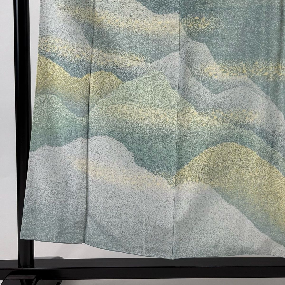 訪問着 身丈154 5 cm 裄丈64 M 袷 牛首紬地 落款 証紙 山並み 薄緑 正絹