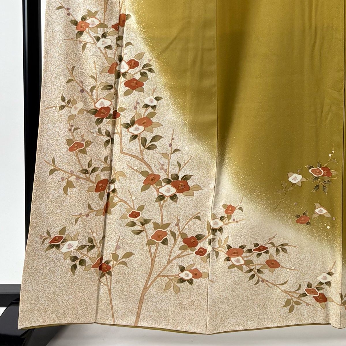 訪問着 身丈162.5 cm 裄丈66.5 M 袷 椿 金彩 染め分け クリーム 正絹 秀品