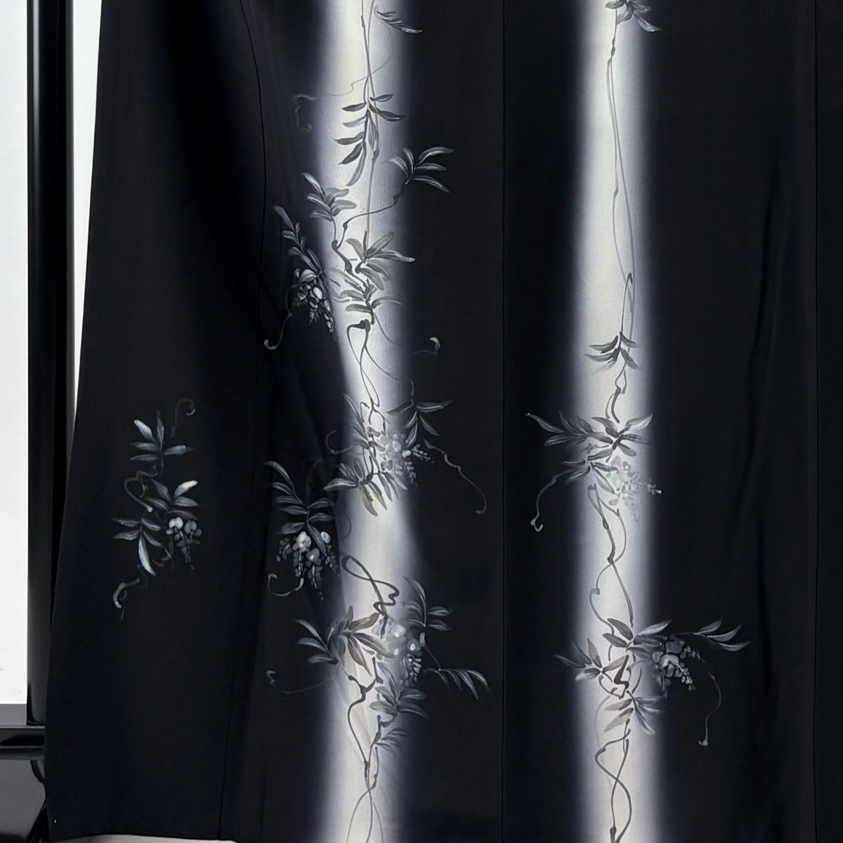付下げ 身丈166 cm 裄丈69.5 L 袷 袋帯セット 草花 縦ぼかし 黒 正絹 秀品