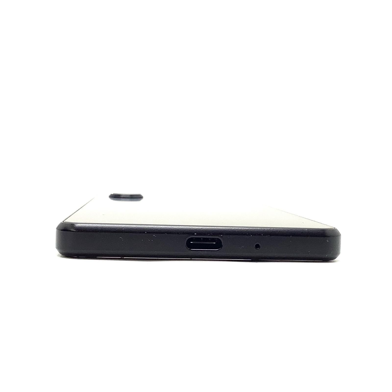 フロストブラック au