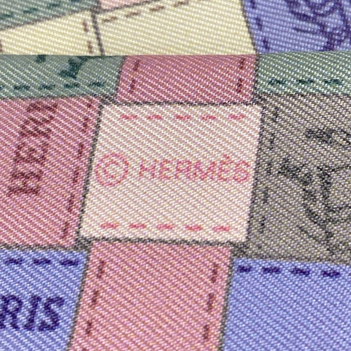 HERMES エルメス スカーフ ツイリー ライトグレー×ライトピンク×マルチ ボルデュックリボン柄