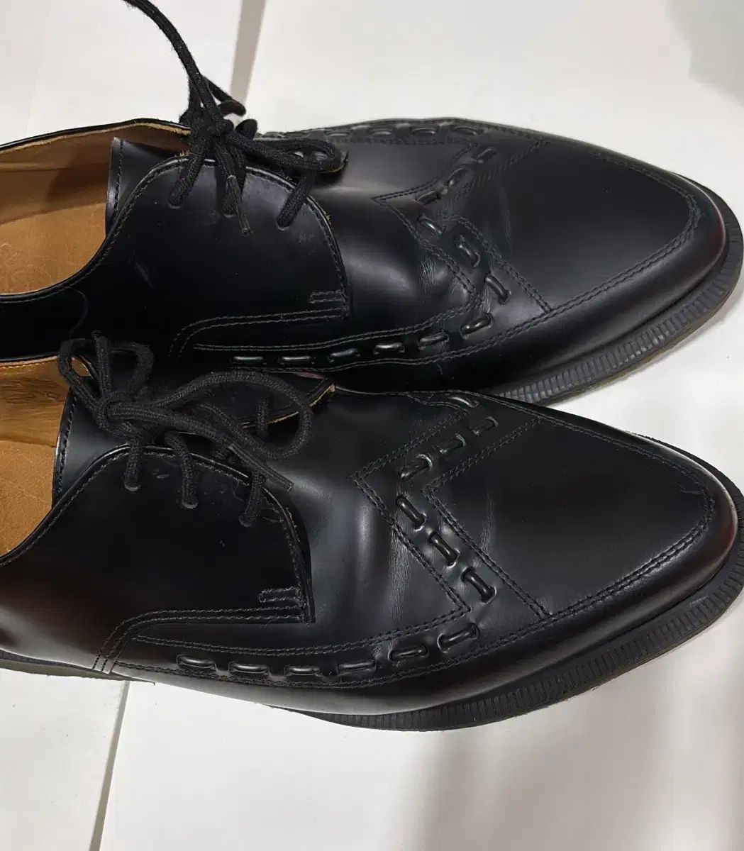 一度着用 DR MARTENS ドクターマーチン エリー ブラック メンズ 靴 280