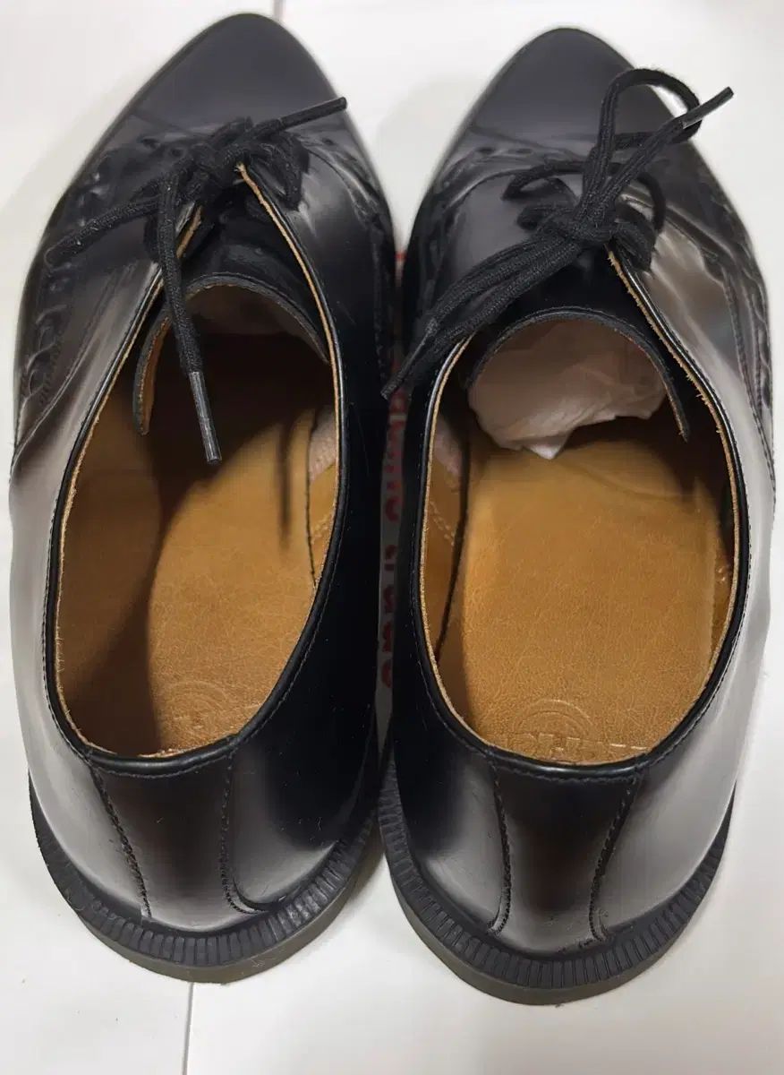  一度着用 DR MARTENS ドクターマーチン エリー ブラック メンズ 靴 280 ローファー ブーツ 革靴