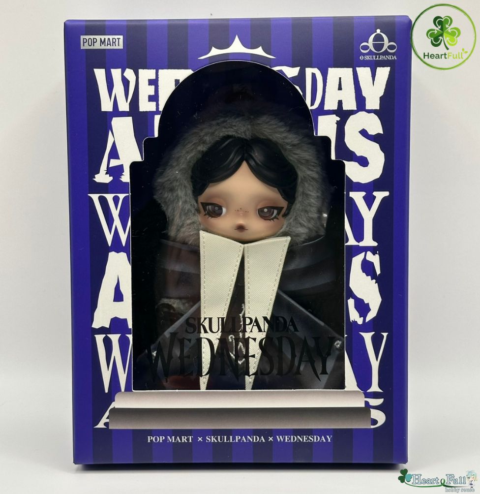 SKULLPANDA x Wednesday ぬいぐるみ (ネヴァーモア学園制服バージョン
