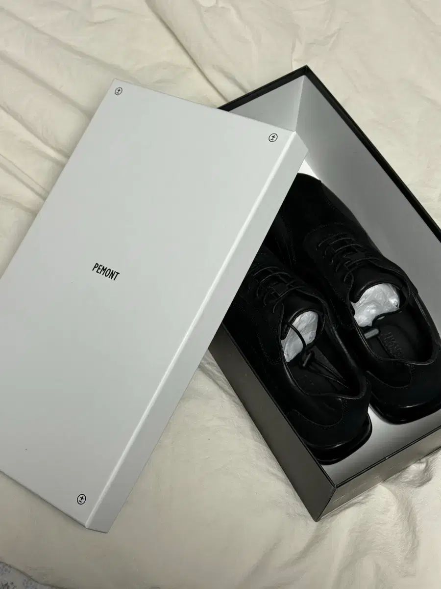 開封のみ 携帯 Starship Square スタシ ブラック 255