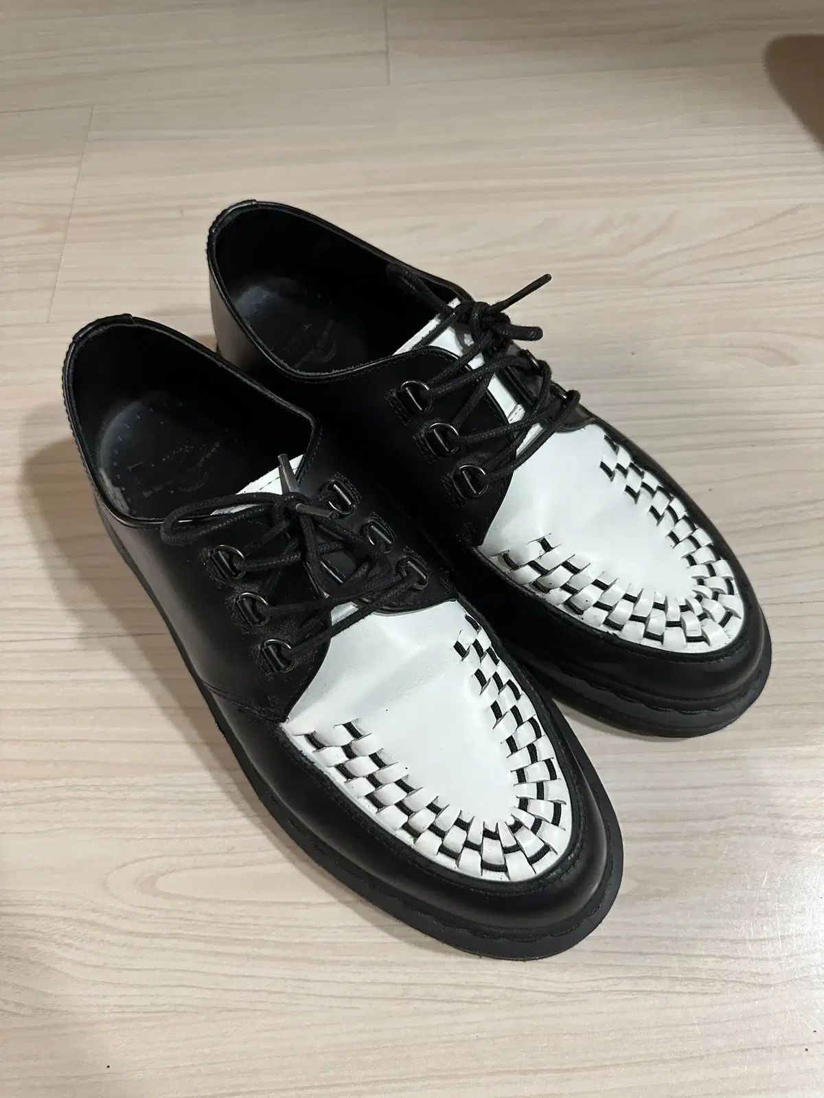 280 DR. MARTENS ドクターマーチン 벡 クリーパー ローファー 白