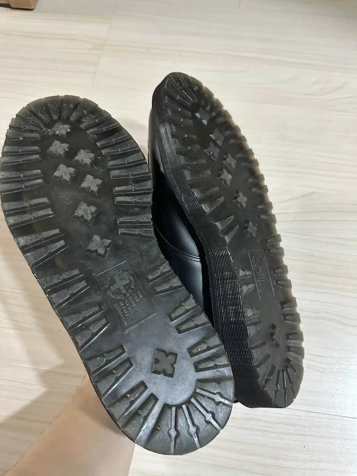  280 DR. MARTENS ドクターマーチン 벡 クリーパー ローファー 白 ローファー ブーツ 革靴