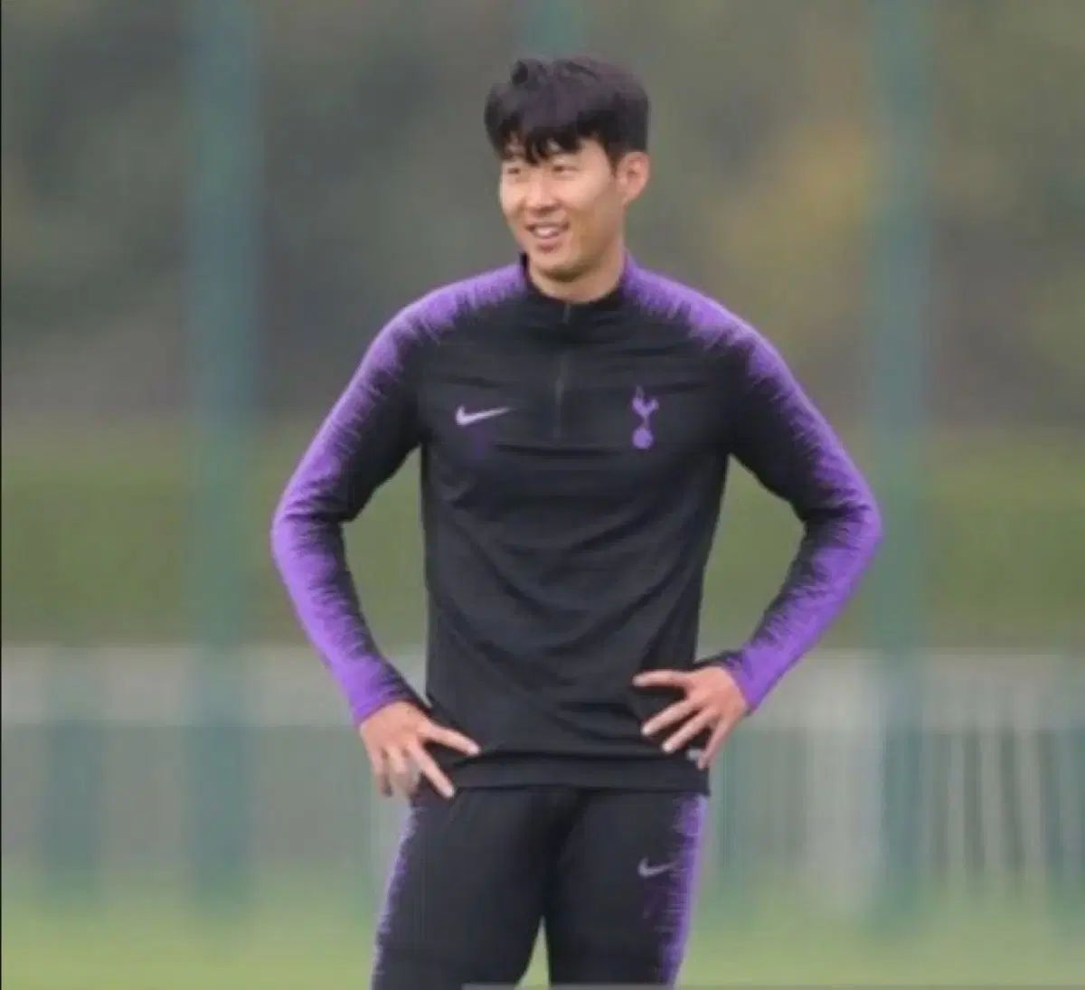 M NIKE トッテナム VAPORKNIT トレーナー ハーフジップアップ