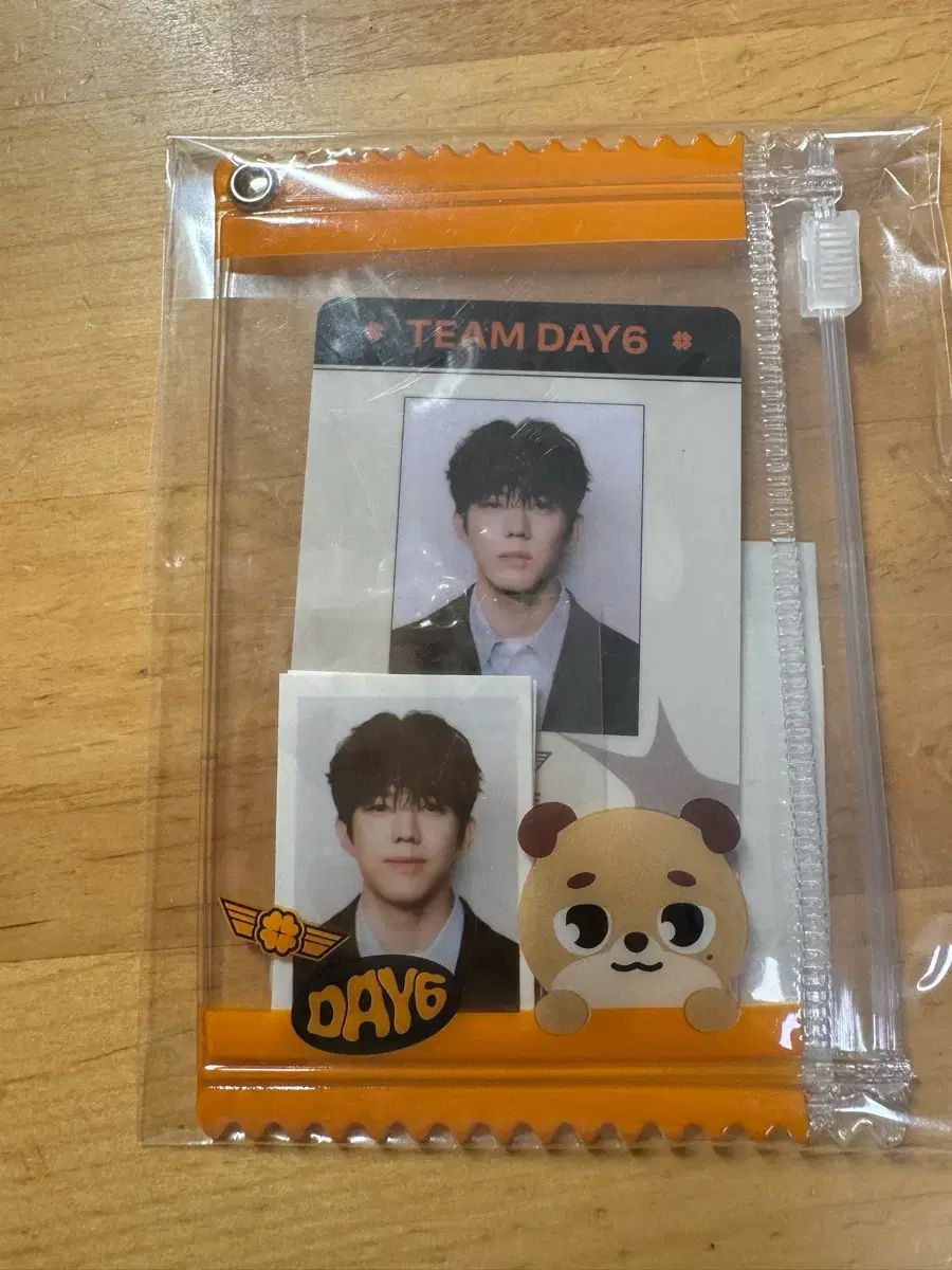 DAY6（デイシックス）ドウン(DOWOON) ライセンス u0026 ID 写真 フォト