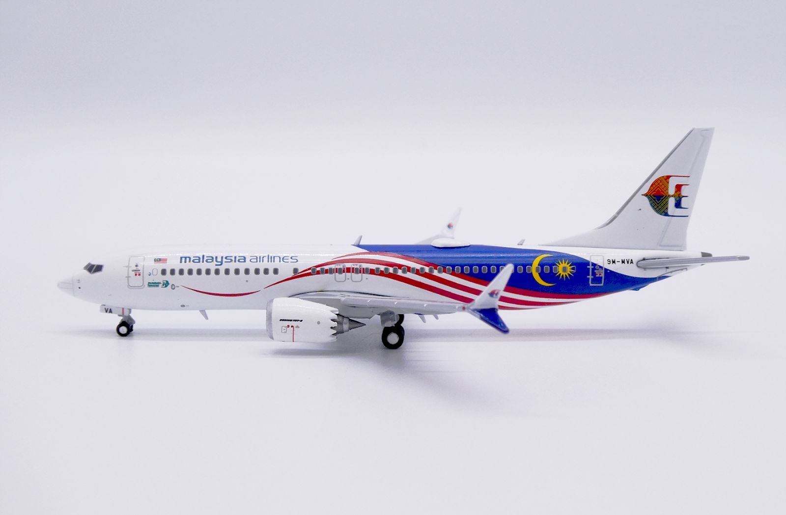 Jcwings マレーシア航空 737 MAX 8 9 M-MVA 1|400 LH 4359