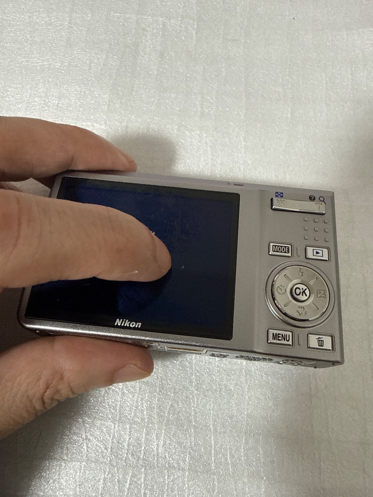 デジカメ 本体 Nikon Coolpix S550 現状品 - メルカリ