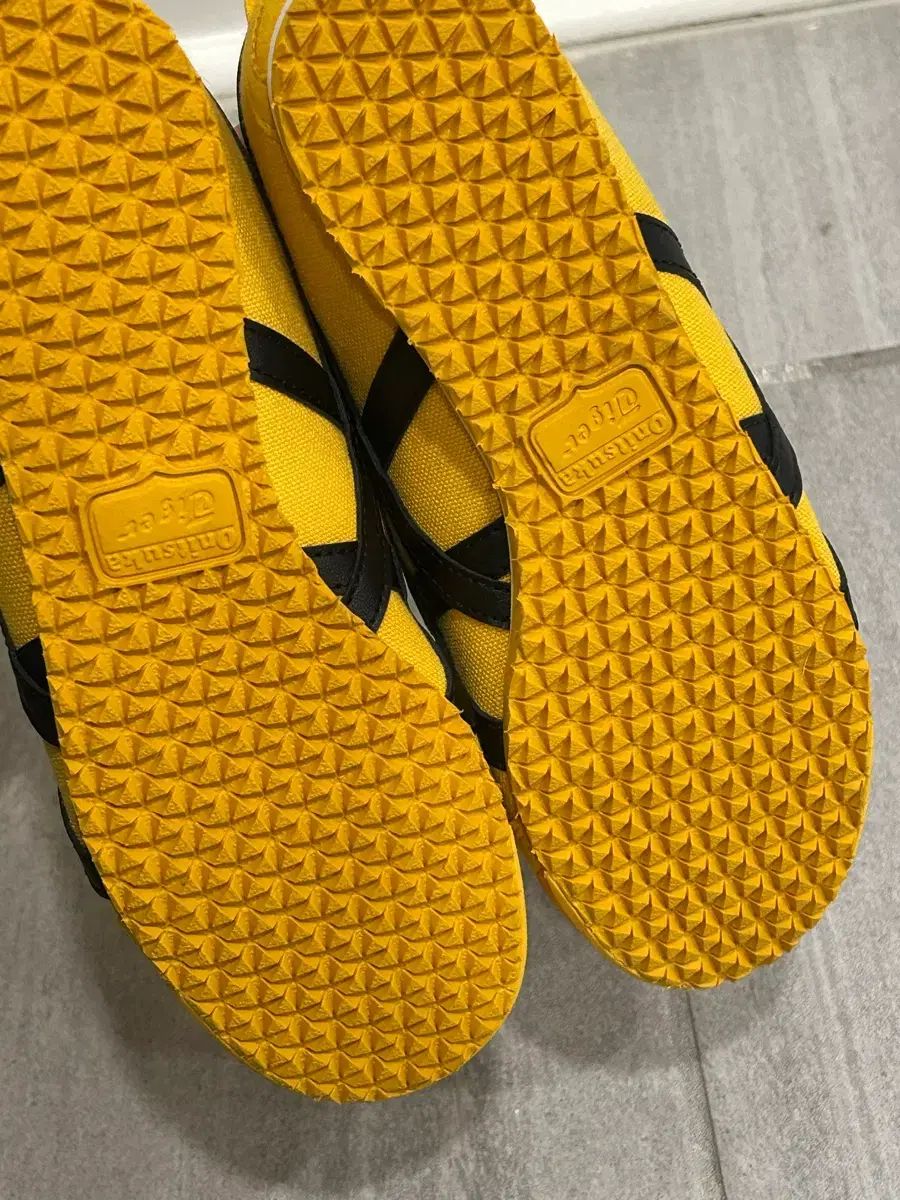 オニツカタイガー メキシコ スリッポン イェロー 230 フラットシューズ バレエシューズ パンプス 靴