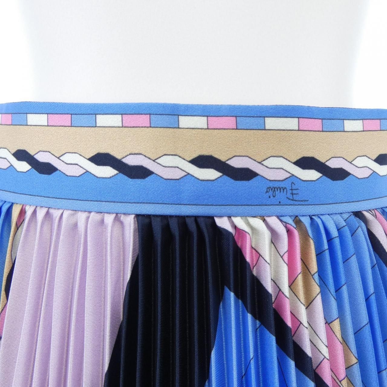 エミリオプッチ EMILIO PUCCI スカート - メルカリ