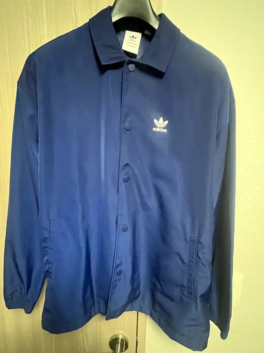 アディダス ジャケット 105-110 サイズ