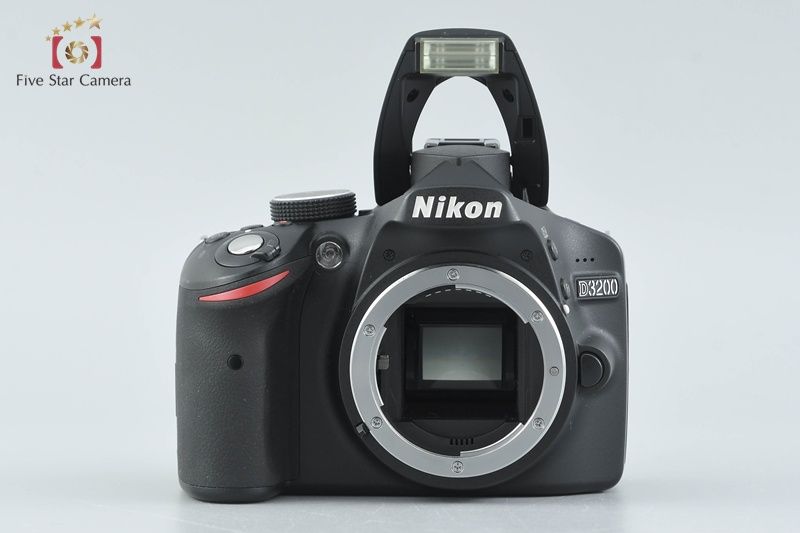 Nikon ニコン D 3200 ダブルズームキット ブラック シャッター回数僅少 デジタル一眼レフカメラ