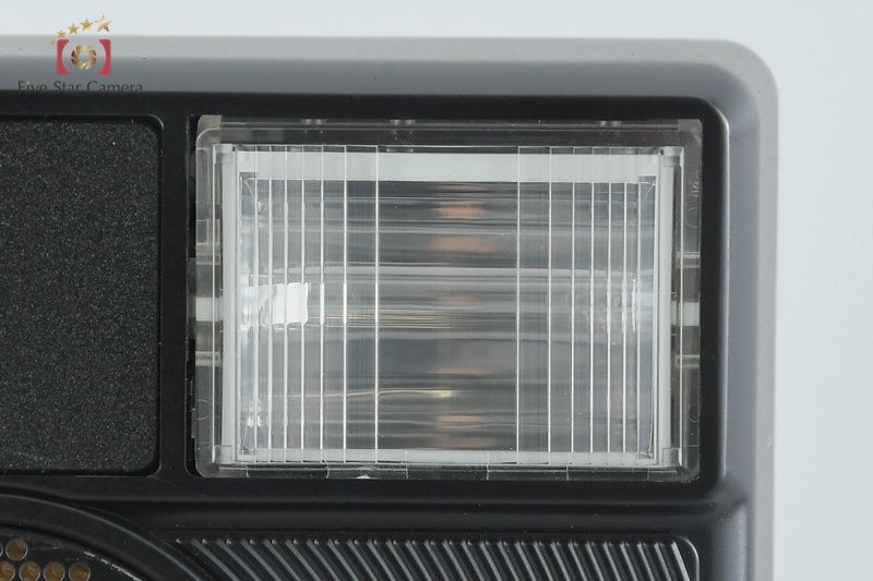 690 インスタントフィルムカメラ