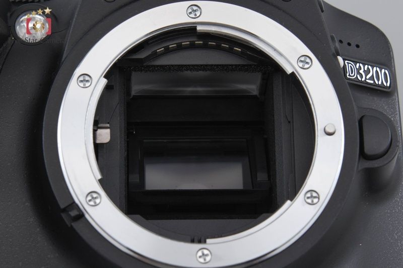 ブラック デジタル一眼レフカメラ