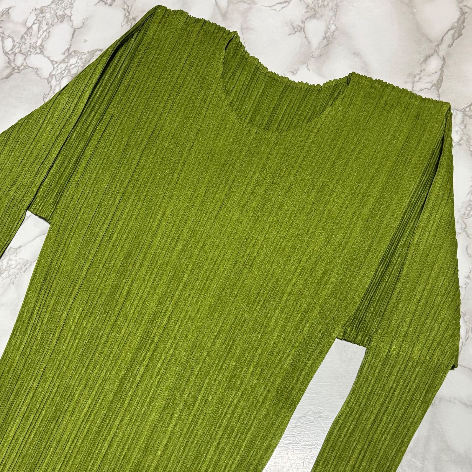希少【pleats please issey miyake プリーツプリーズ イッセイミヤケ