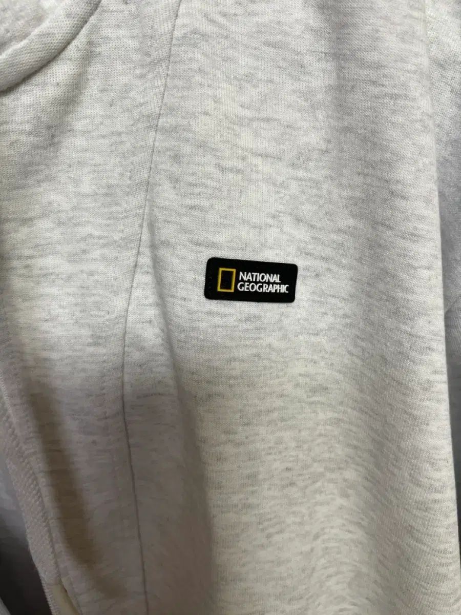 ナショナルジオグラフィック フード ジップアップ グレー セーター ロング丈