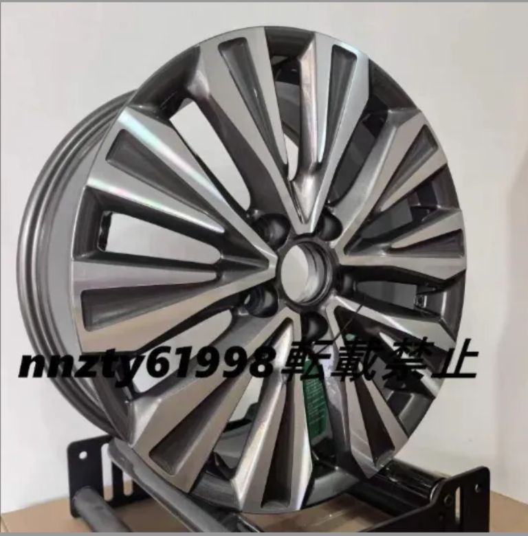 18インチ アルミホイール 4本セット トヨタ アバロン 2025年式 尊貴版 対応 カムリにも適合する タイプ ホイール