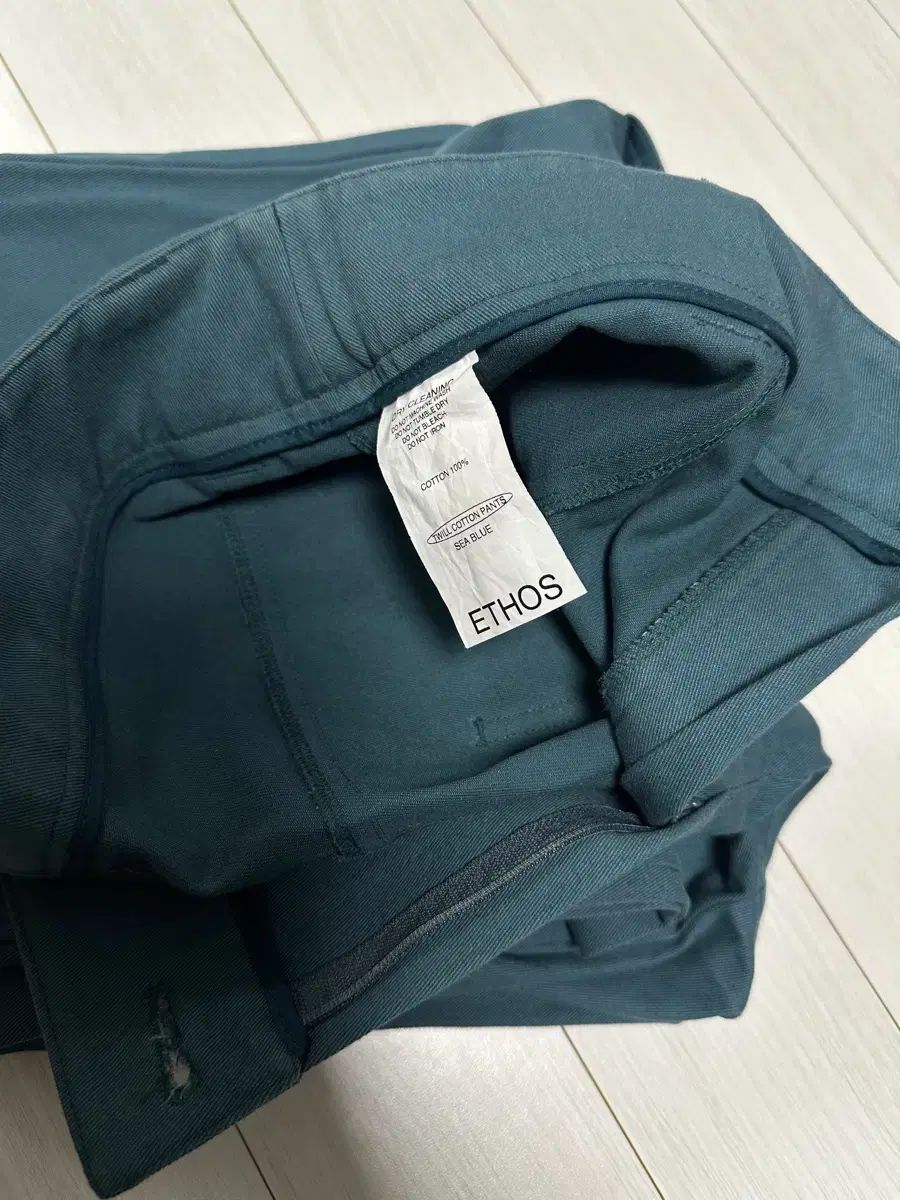 エートス ethos ツイル コットン パンツ sea blue