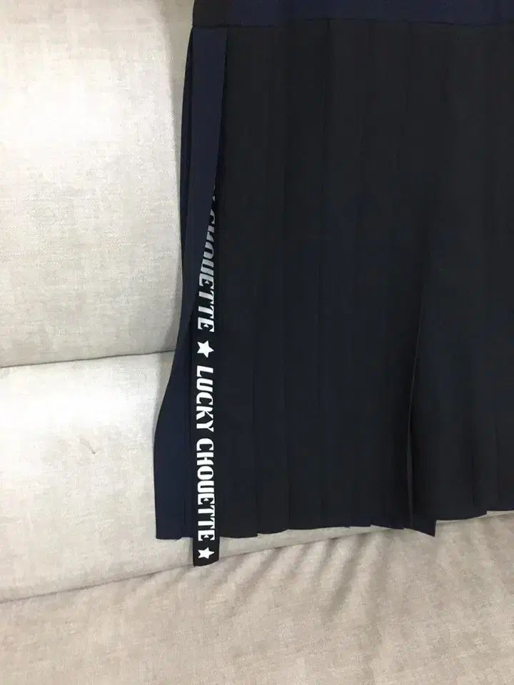 LUCKY CHOUETTE ラッキーシュエトゥ レイ レース セーラーカラー プリーツ ロング丈ワンピース ネイビー