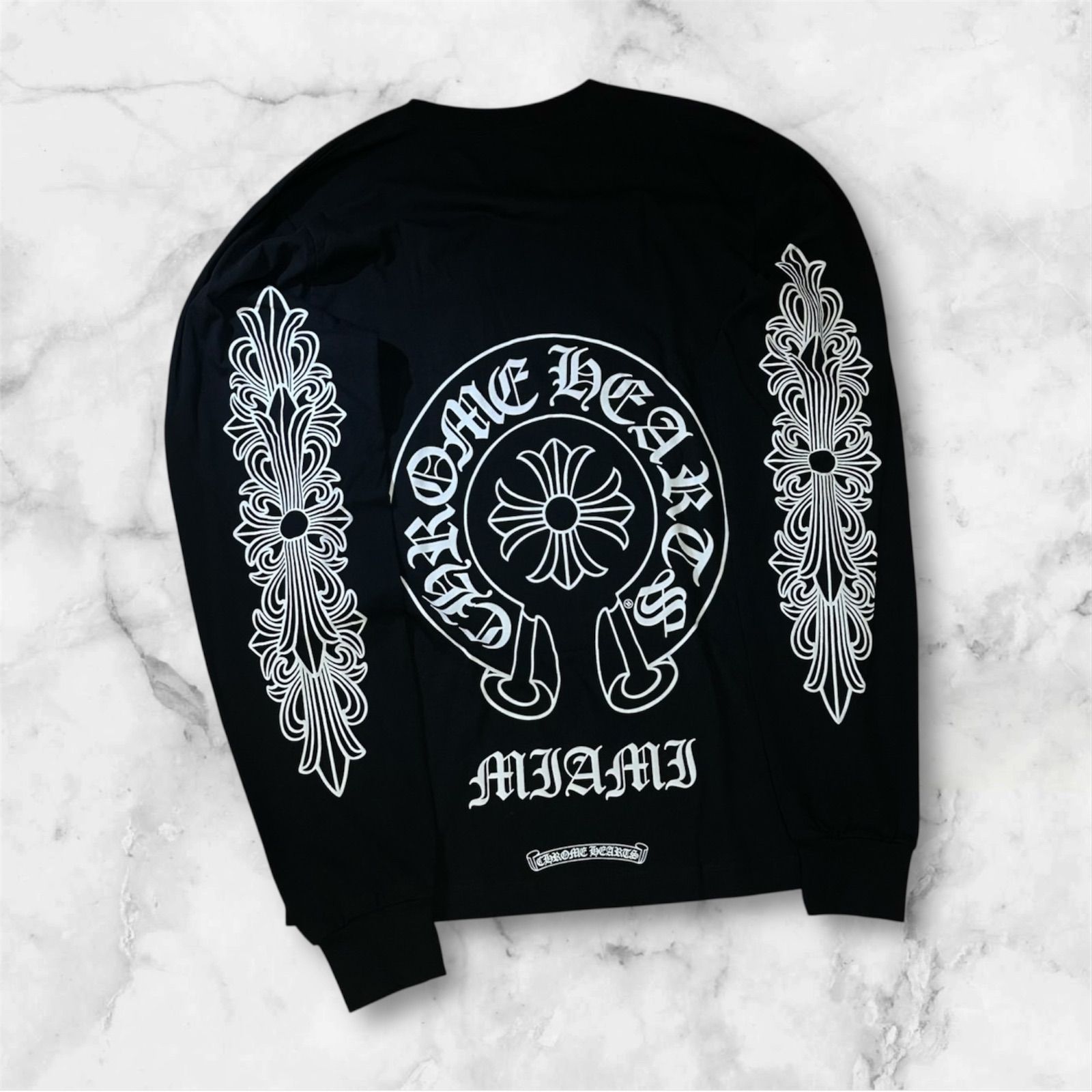 【中古】クロムハーツ CHROME HEARTS Miami Limited Horseshoe S/S Tee マイアミ限定 ホースシュー ポケットTシャツ Chrome Hearts クロムハーツ 【 MIAMI LIMITED HORSESHOE LONG SLEEVE