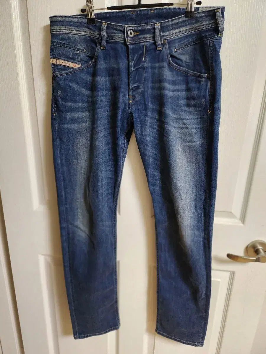 34 ディーゼル BELTHER デニム パンツ