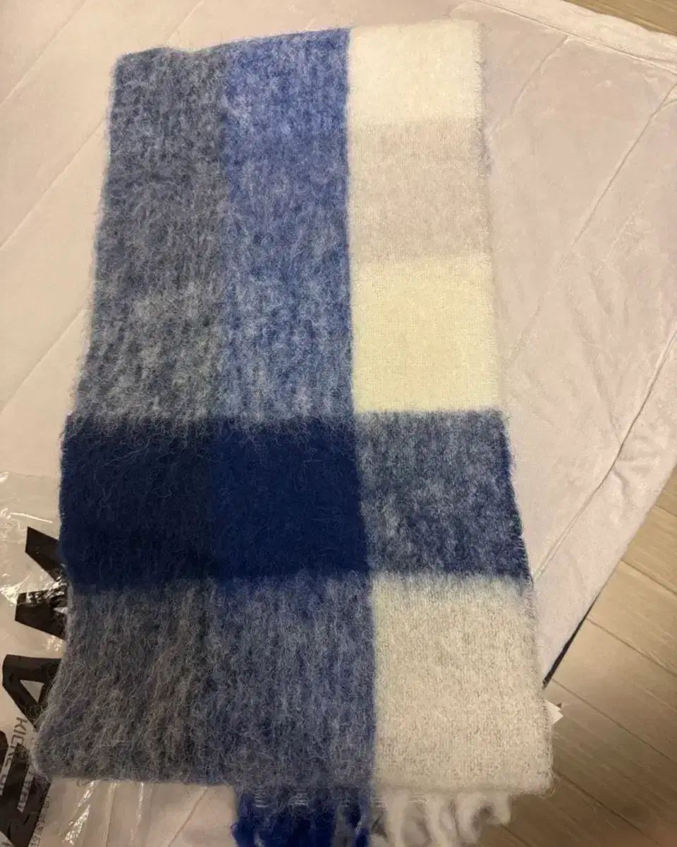 アクネストゥディオズ