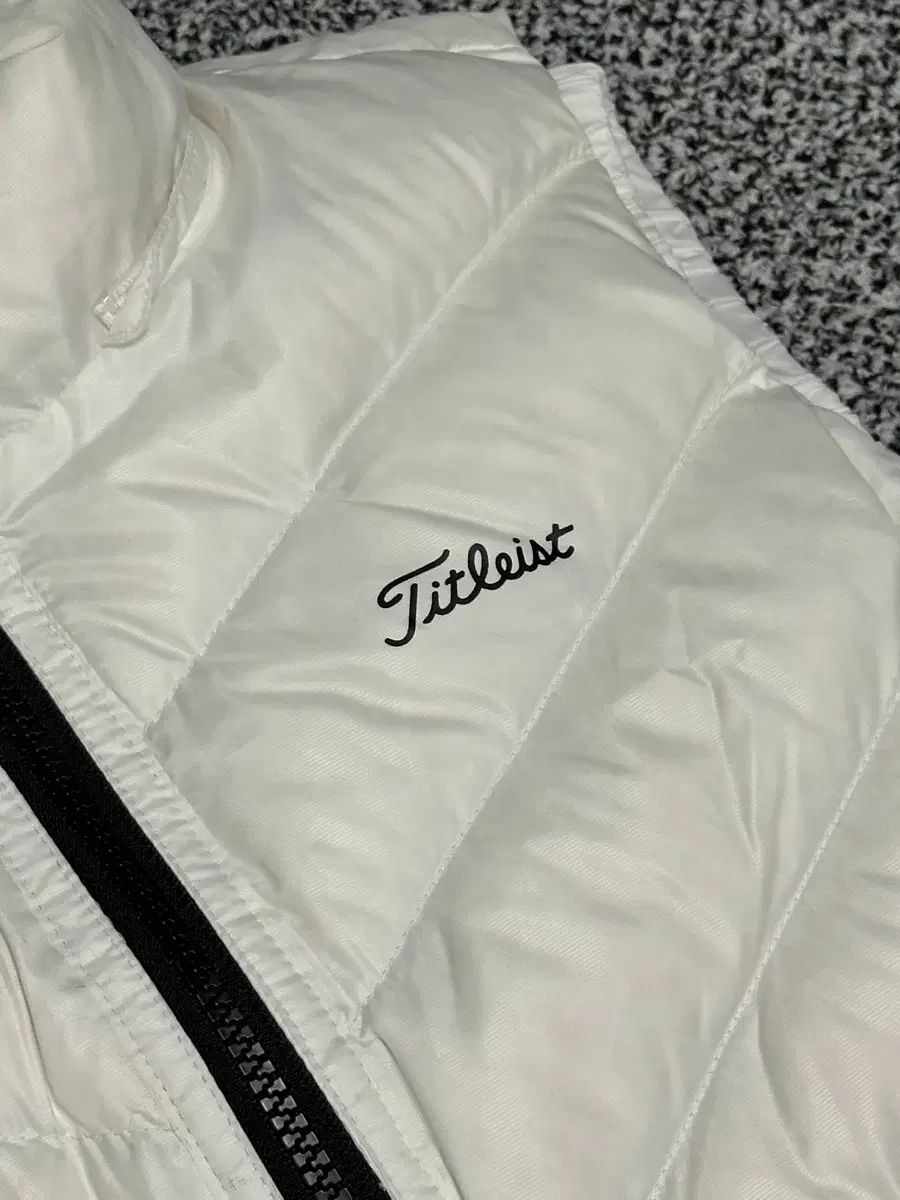タイトリスト(Titleist) 正規品 / レディース 85サイズ / ゴルフ 白