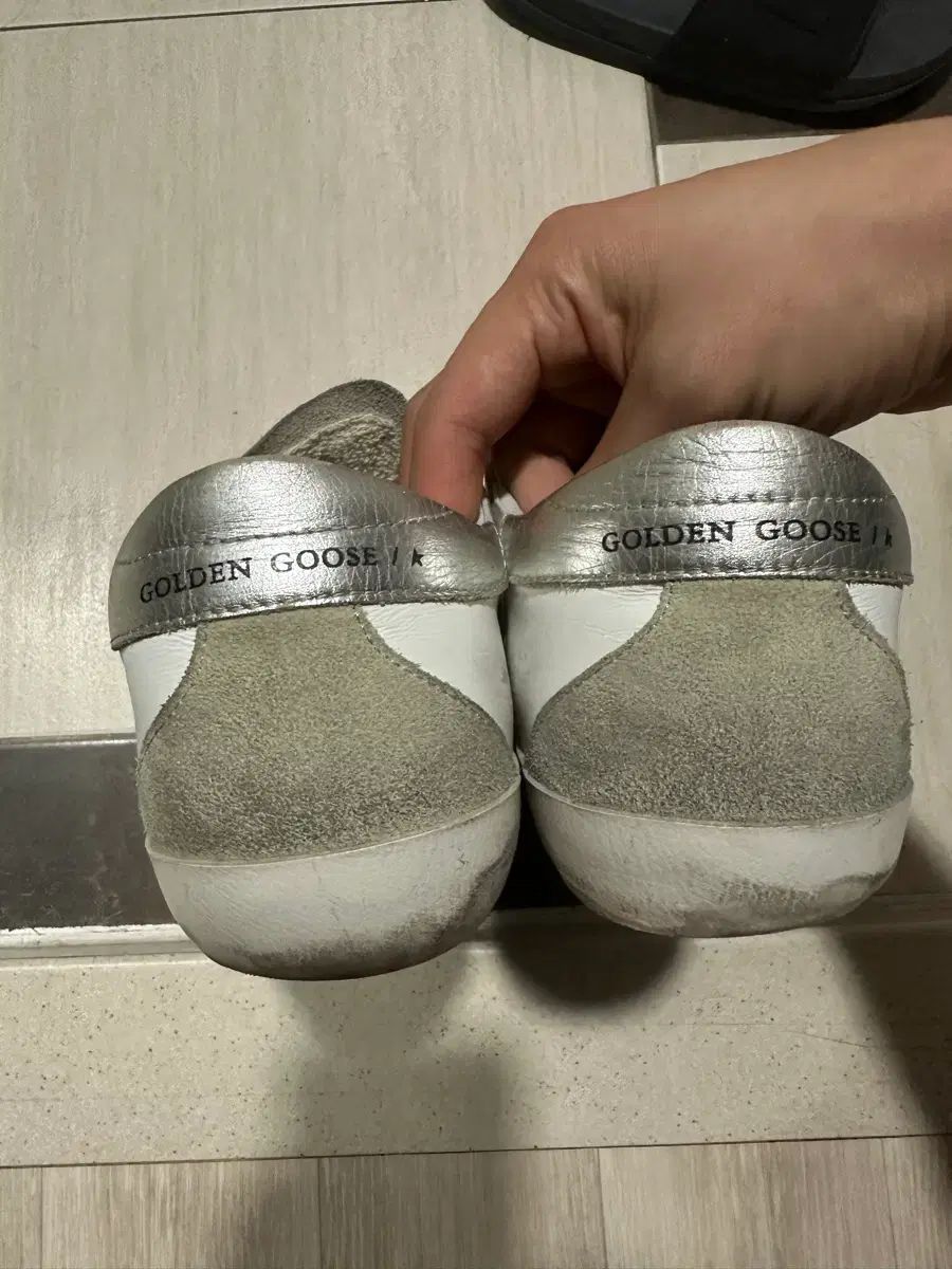 GOLDEN GOOSE ゴールデングース スーパースター シルバータップ 42