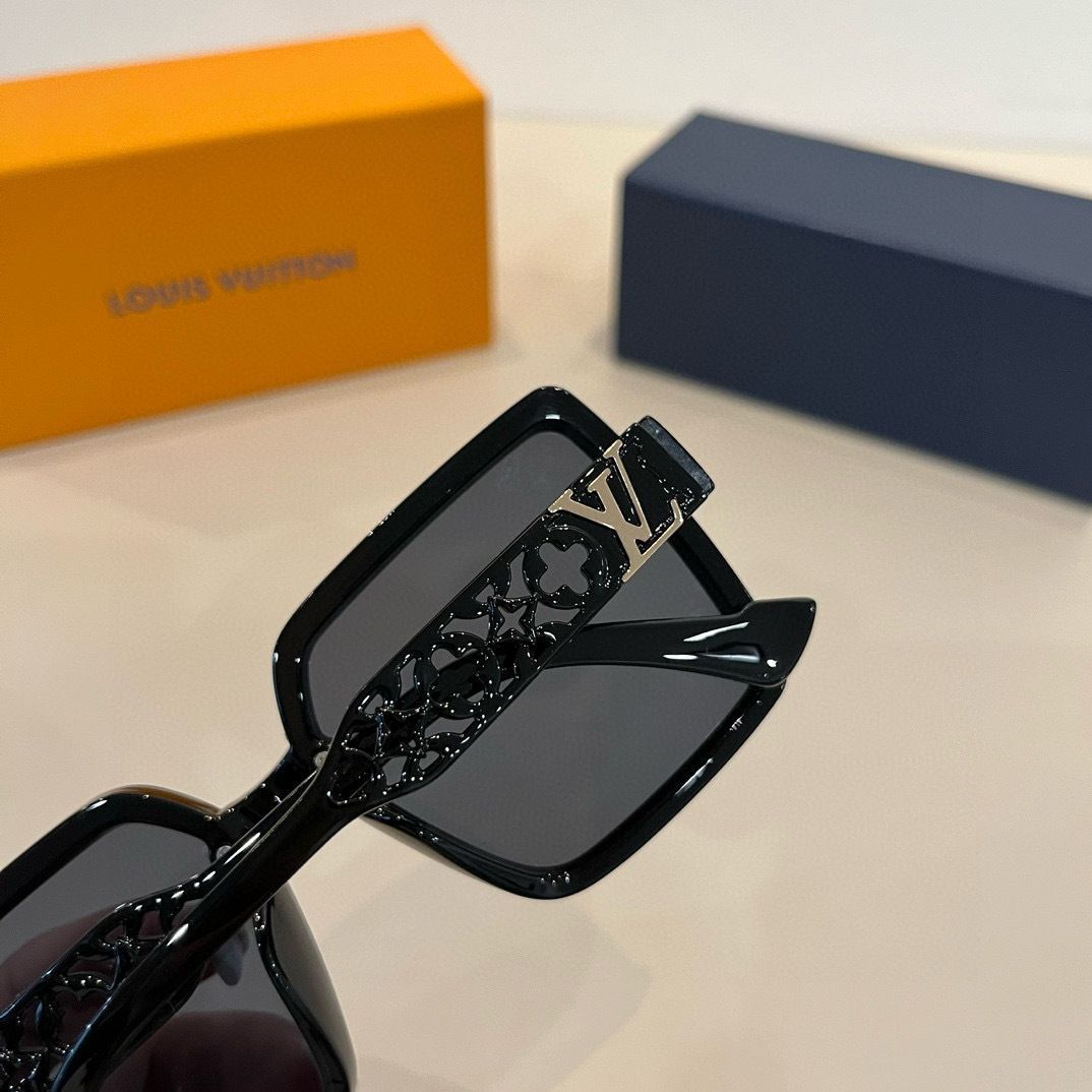 大人気の限定☆極美品 LOUIS VUITTON ルイヴィトン レディース