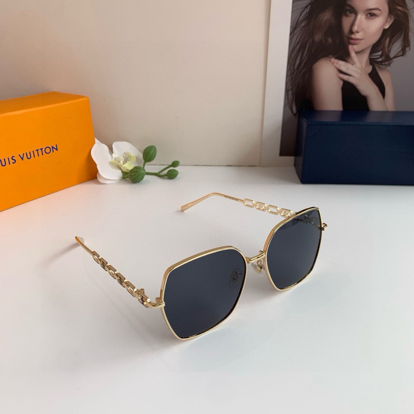 ♦️極美品♦️LOUIS VUITTON♦️ルイヴィトン♦️レディースサングラス♦️ 限定☆極美品 LOUIS VUITTON ルイヴィトン レディース サングラス