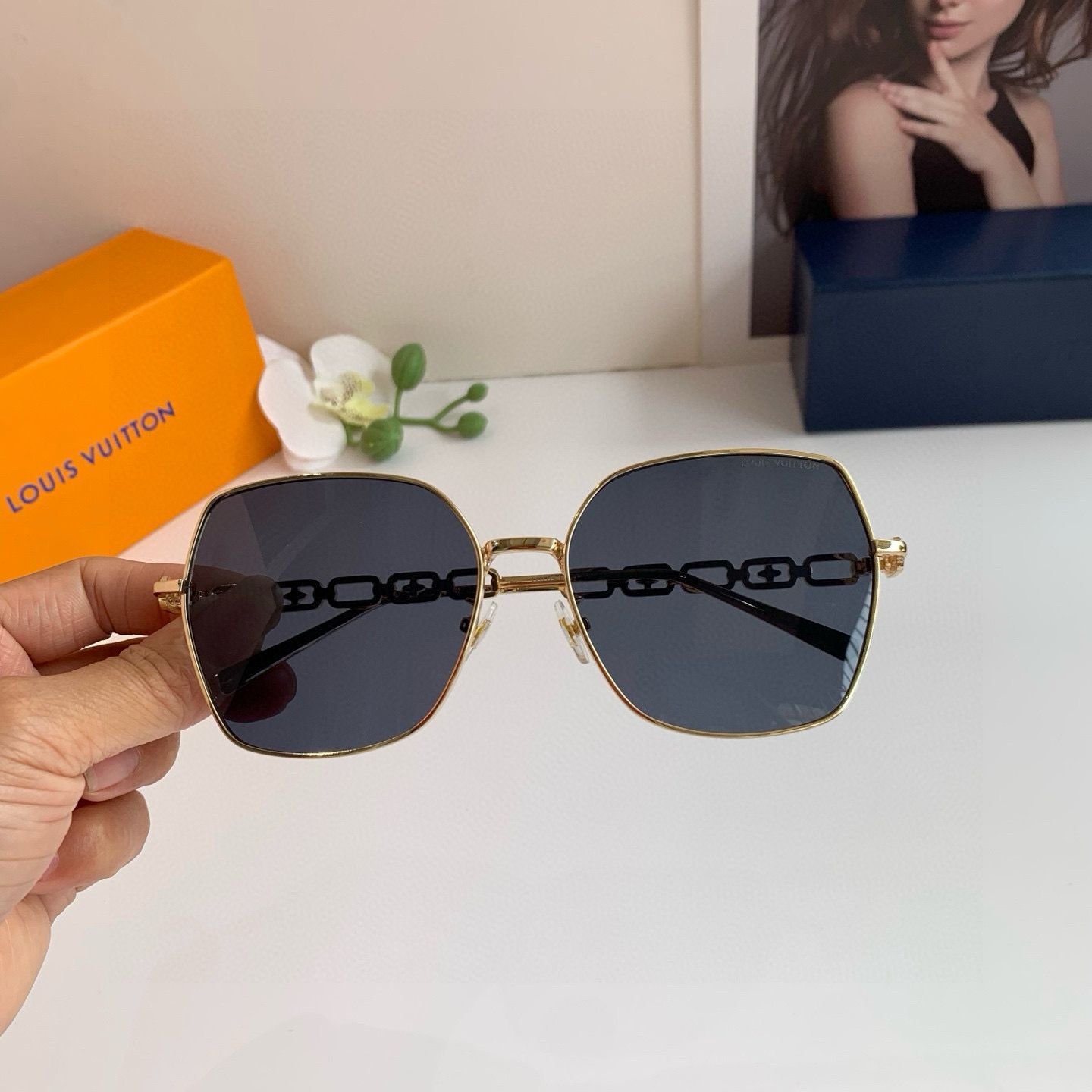 ♦️極美品♦️LOUIS VUITTON♦️ルイヴィトン♦️レディースサングラス♦️ 限定☆極美品 LOUIS VUITTON ルイヴィトン レディース サングラス