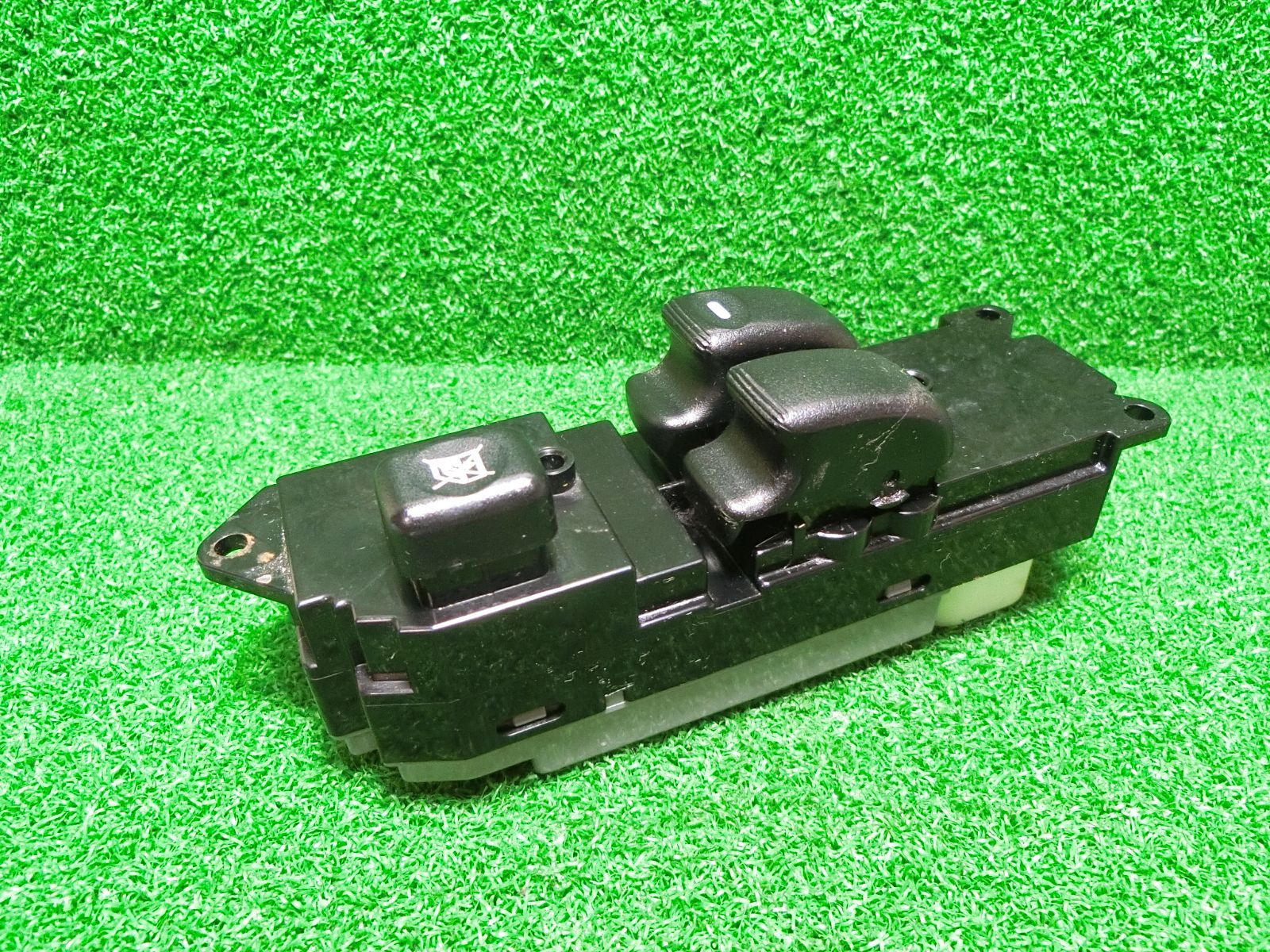 a8839] 送料無料 日産 NV100 クリッパー U71V パワーウインドウ