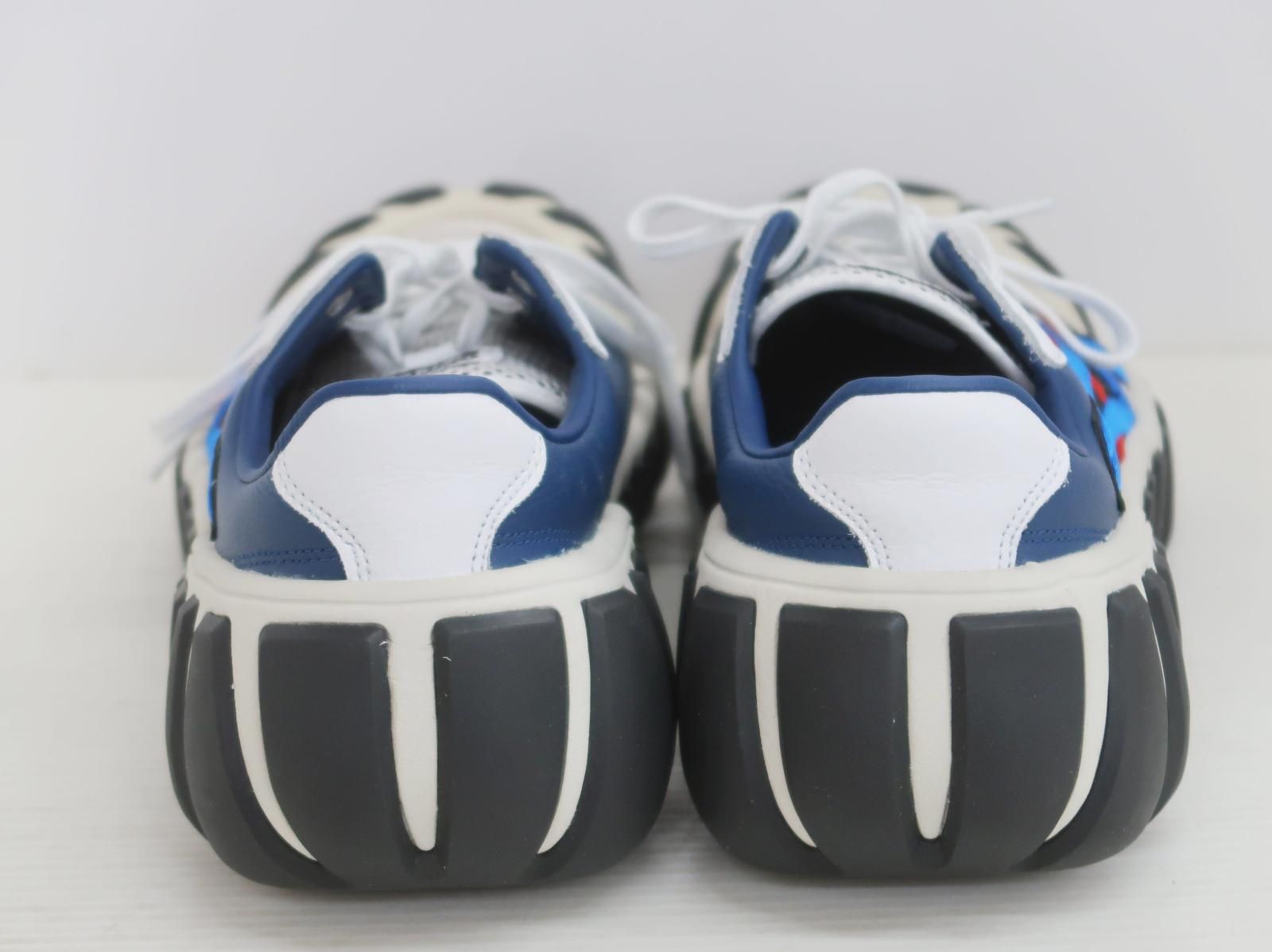 スニーカー 28㎝