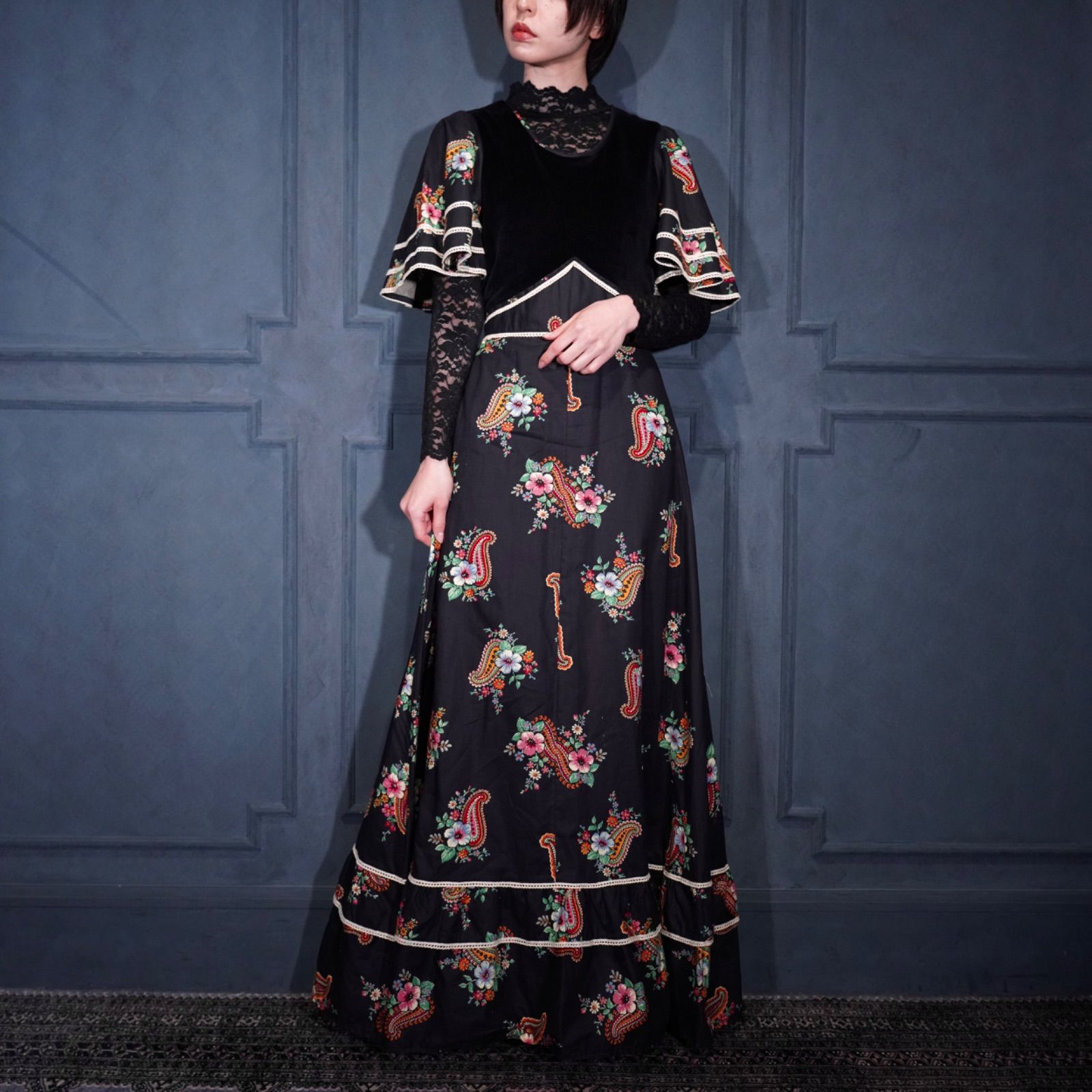 EU VINTAGE FLOWER PATTERNED BACK RIBBON TRIPLE FRILL SLEEVE VELOUR SWITCHED DESIGN ONE PIECE|ヨーロッパ古着お花柄バッグリボントリプルフリル袖ベロア切替ワンピース