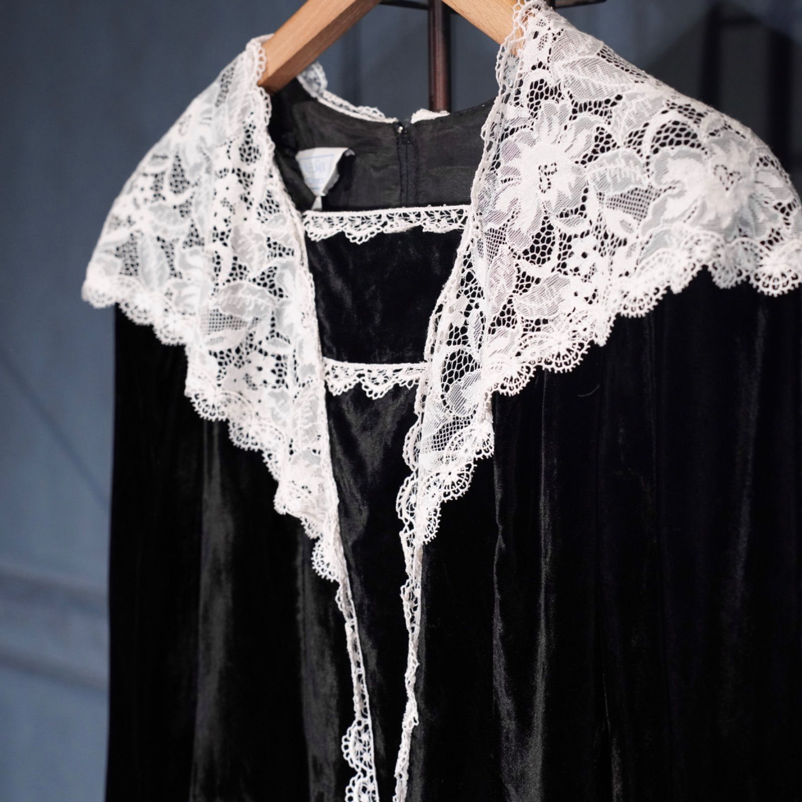 USA VINTAGE GUNNE SAX By JESSICA McCLINTOCK LACE COLLAR DESIGN