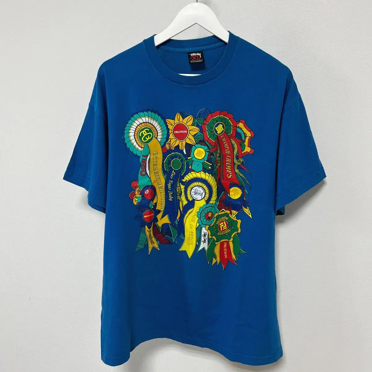 STUSSY x 2008 FRUITION TRIPLE CROWN Tシャツ