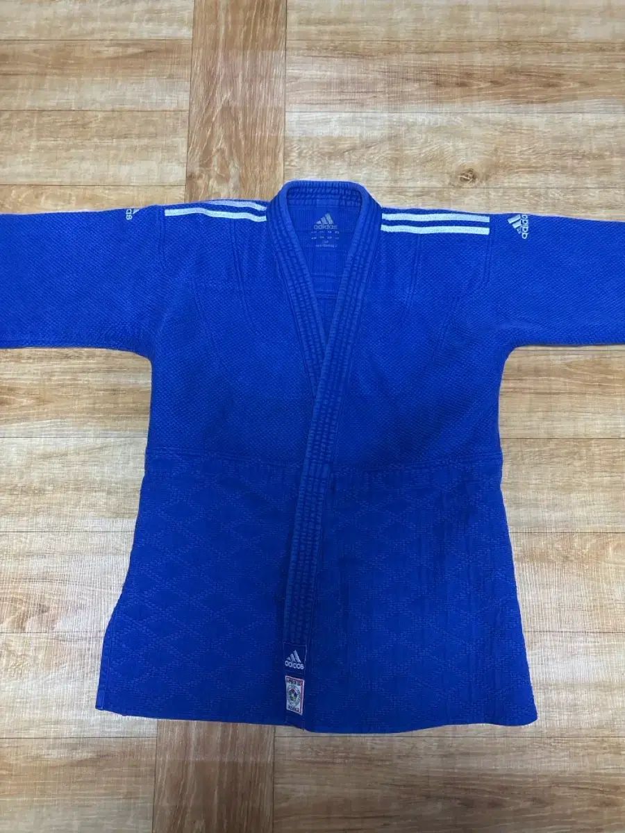 アディダス チャンピオン U 柔道着