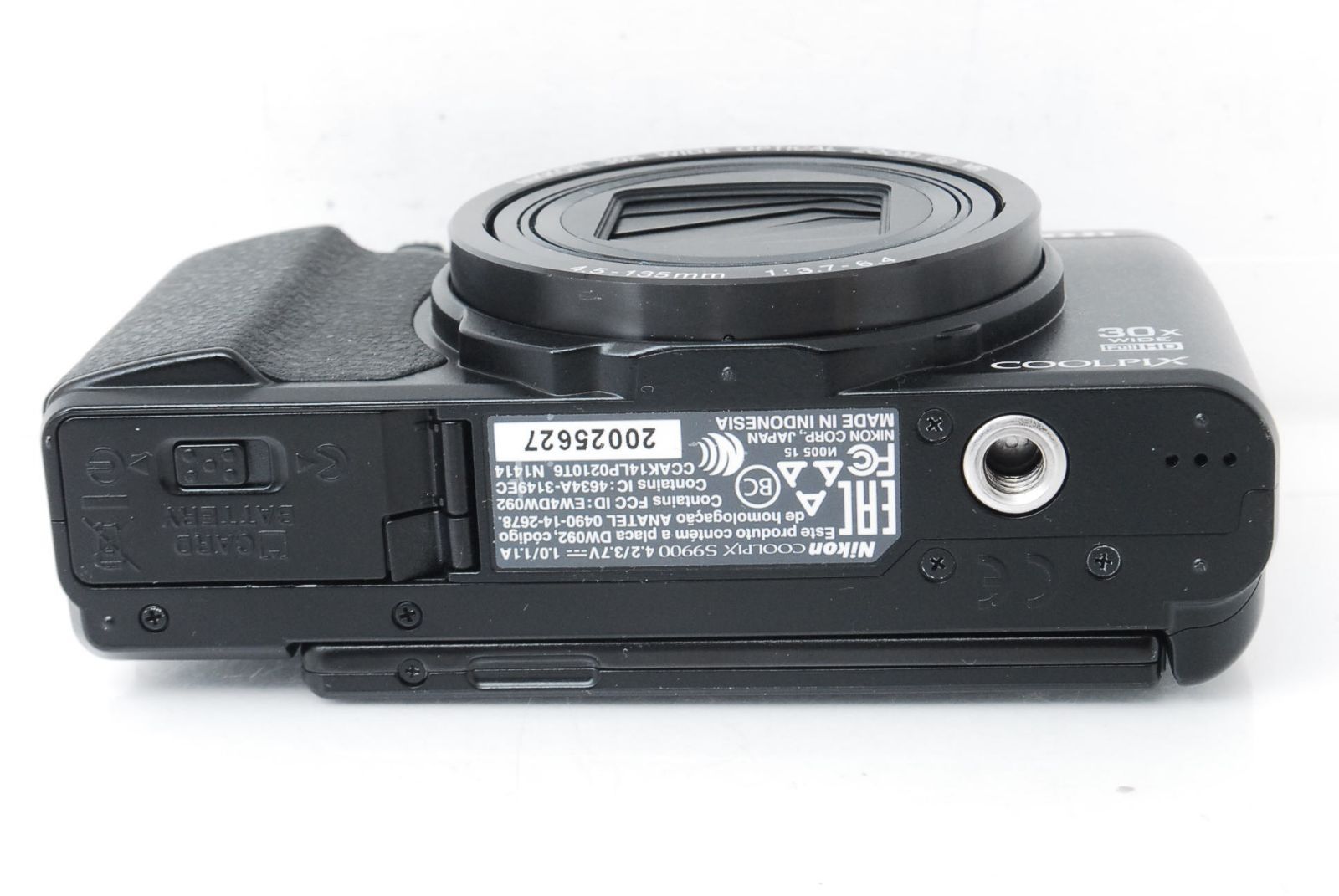 ☆美しい写真を手軽に！自撮りOK♪Wi-Fi機能搭載☆ニコン COOLPIX