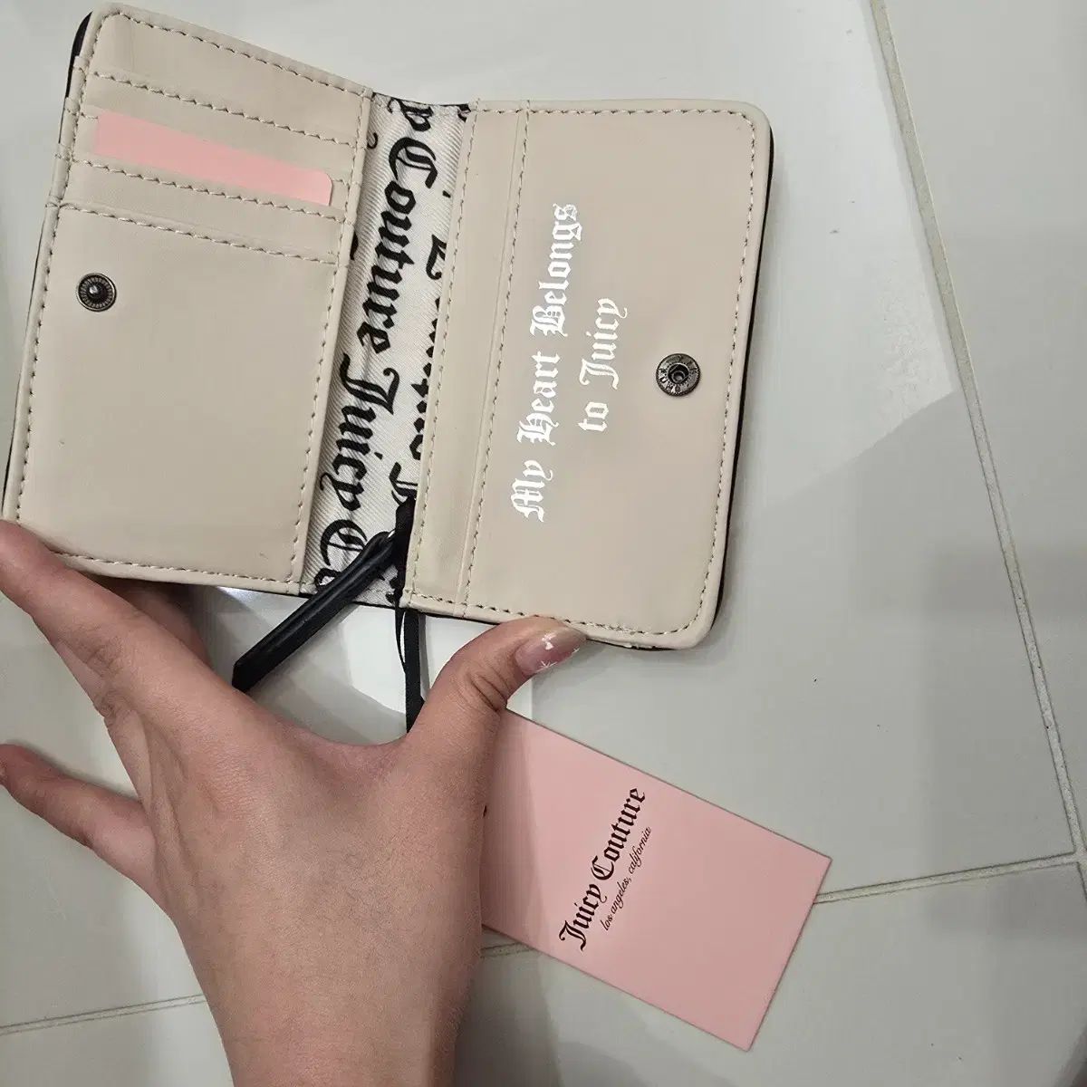 Y 2 k ストーンロゴ JUICY COUTURE ジューシークチュール 財布