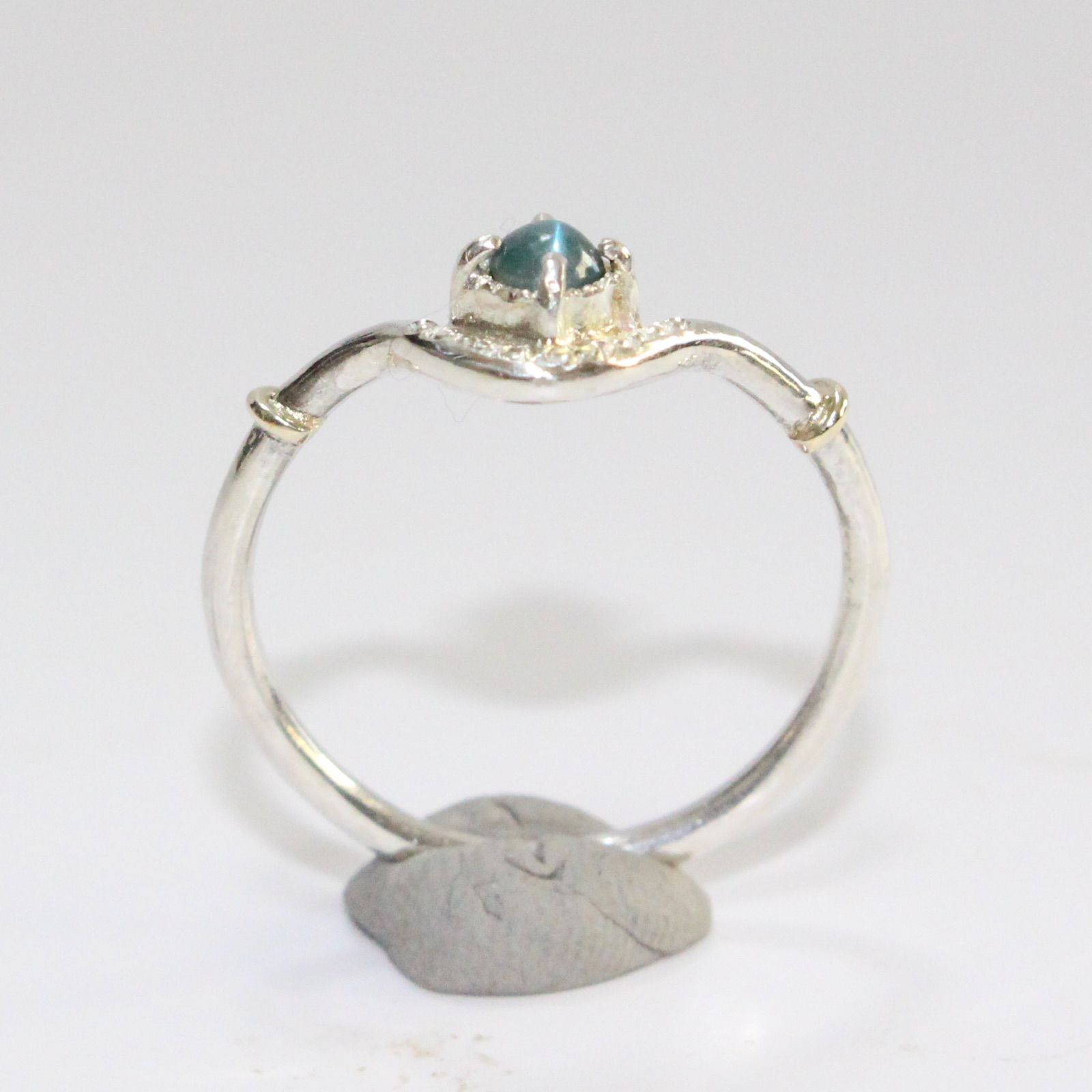 インド産アレキサンドライトキャッツアイのK10YG小ワッカカーブ