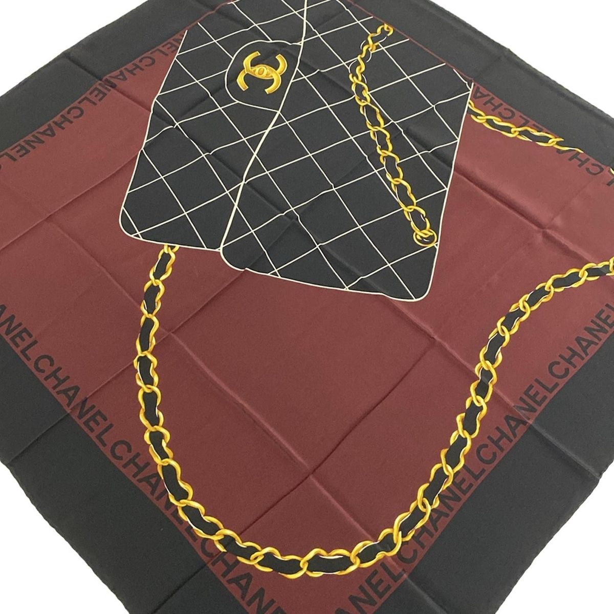 CHANEL シャネル スカーフ - 黒×ボルドー×ゴールド キルティング|マトラッセ|チェーン