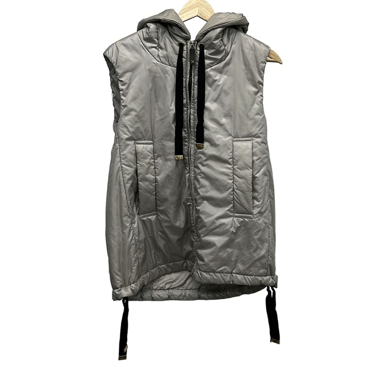 Max Mara マックスマーラ ダウンベスト サイズ38 S レディース - グレージュ THE CUBE CAMELUXE|秋|冬