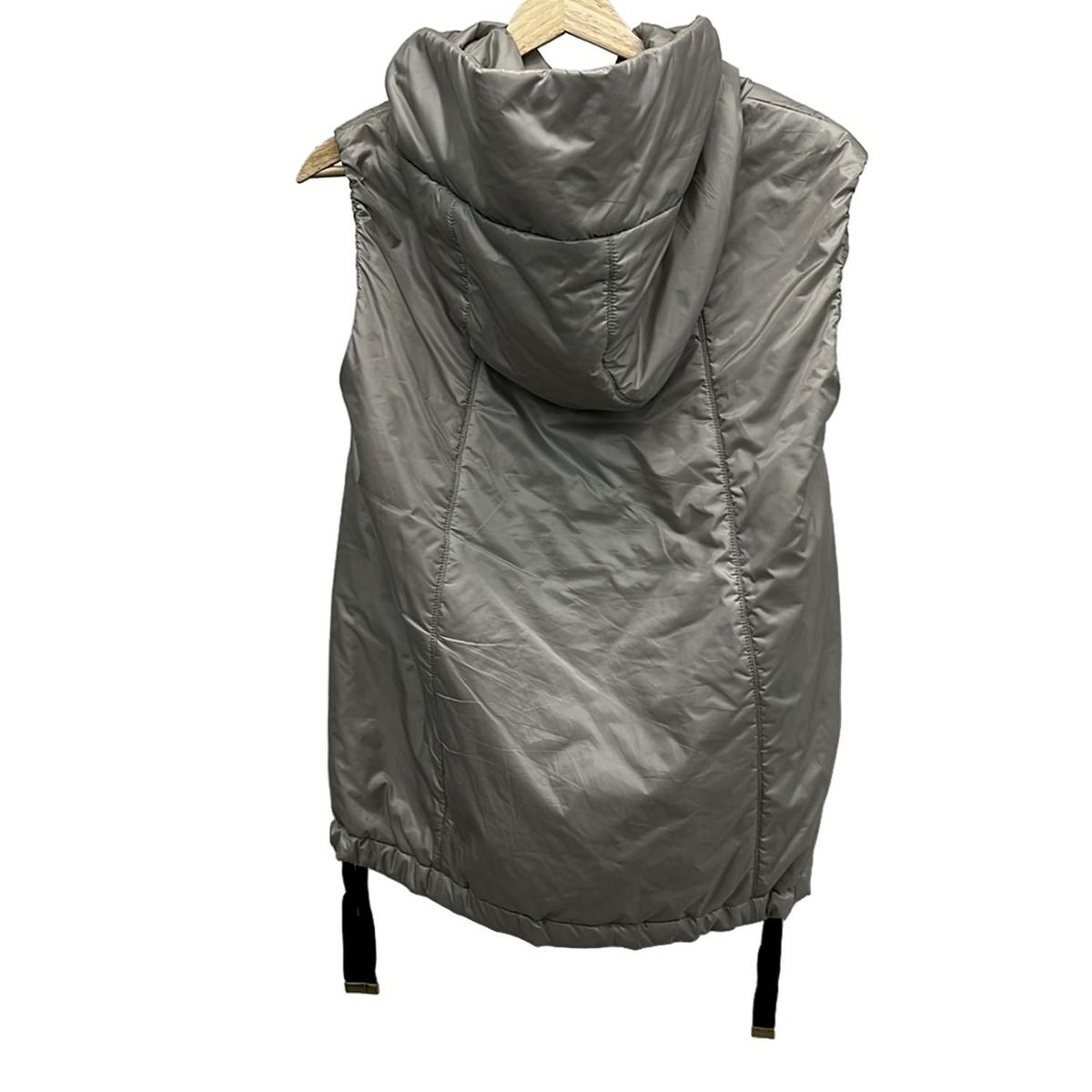 美品MaxMara The Cube Cameluxe ダウンベスト Max Mara(マックスマーラ) ダウンベスト サイズ38 S レディース美品