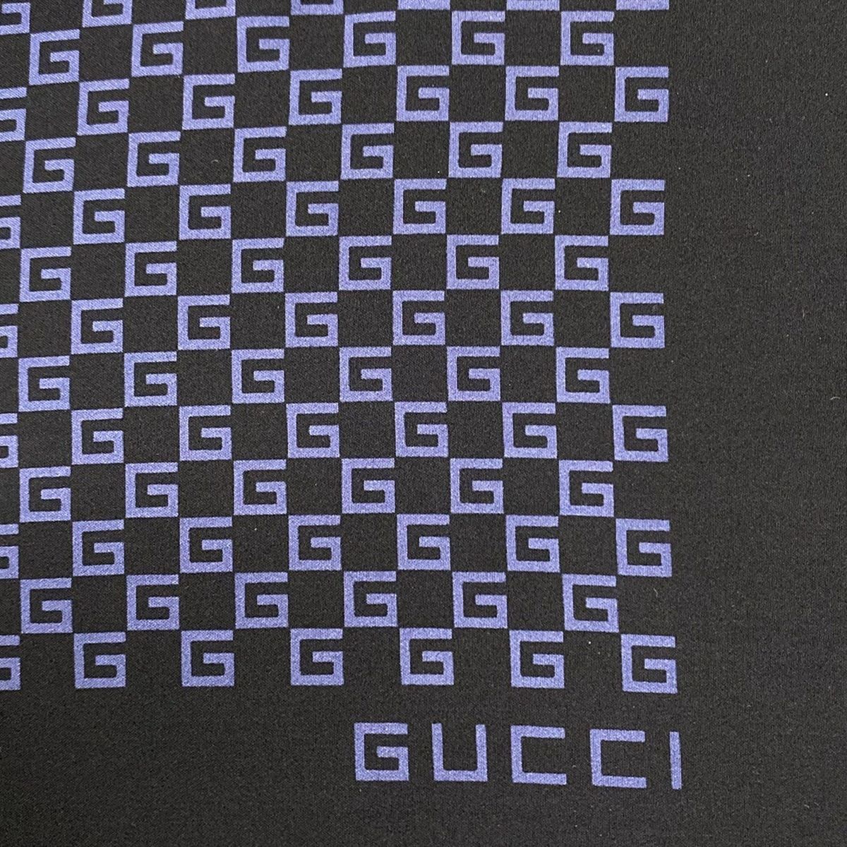  GUCCI グッチ スカーフ - 黒×ネイビー 総柄 バンダナ スカーフ 小物