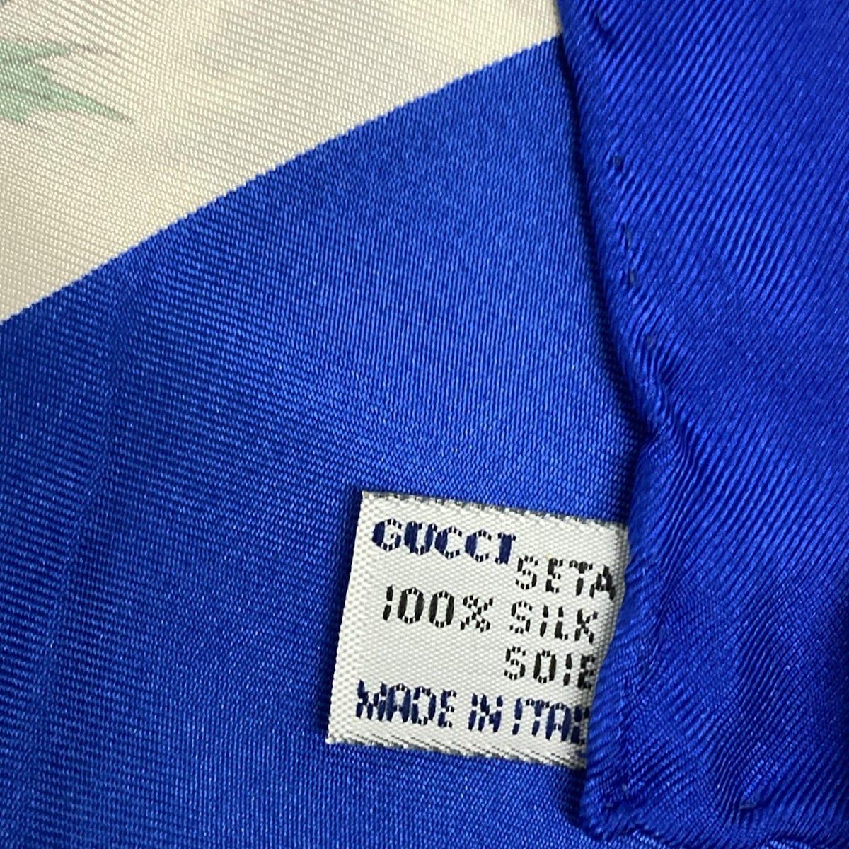 - 白×ブルー×マルチ